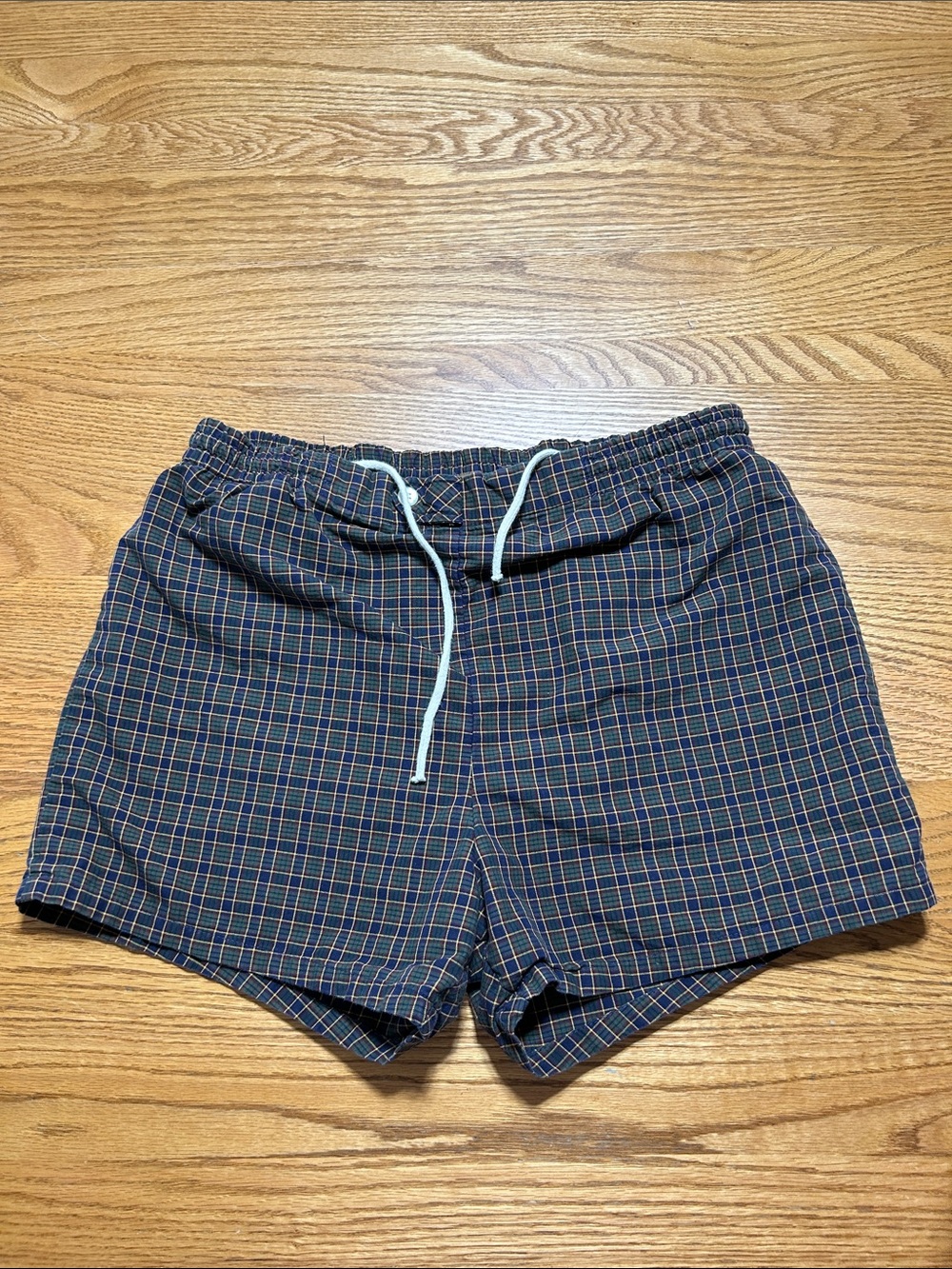 Jantzen Navy Plaid Elastic Waist Shorts with White Drawstring